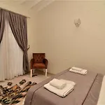 לינה וארוחת בוקר Alacati Eldoris Hotel 2*