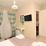 Alacati Eldoris Hotel אלאקאטי