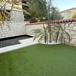 Alacati Eldoris Hotel אלאקאטי
