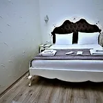 Alacati Eldoris Hotel