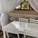 Alacati Eldoris Hotel לינה וארוחת בוקר