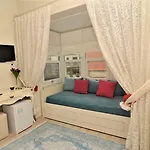 לינה וארוחת בוקר Alacati Eldoris Hotel 2*