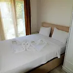 Alacati Eldoris Hotel לינה וארוחת בוקר