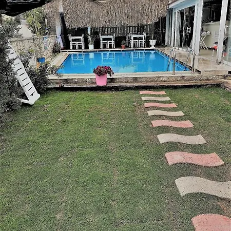 Eldoris Butik Bed & Breakfast 2*