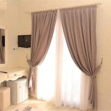 Eldoris Butik Bed and Breakfast Αλακάτι