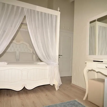 Eldoris Couette-café 2*
