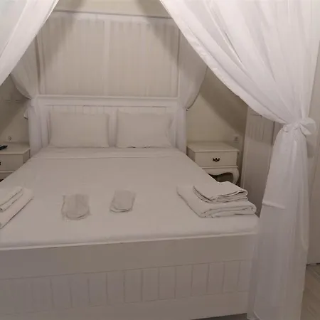 Eldoris Butik Alojamento de Acomodação e Pequeno-almoço Alacati