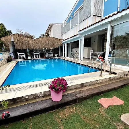 Bed & Breakfast Eldoris Butik Alacati